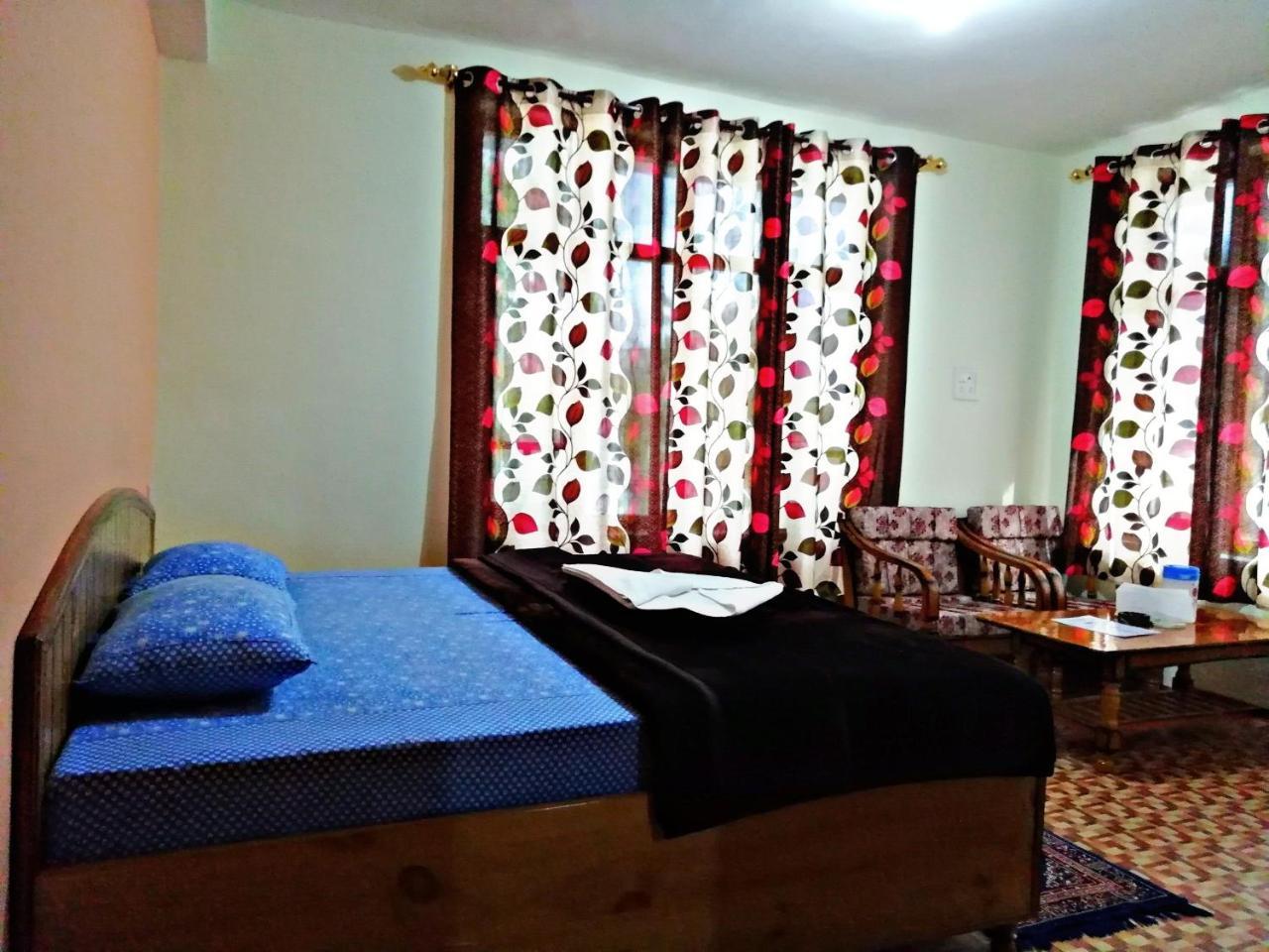 Kunga Hotel And Restaurant Manāli Zewnętrze zdjęcie
